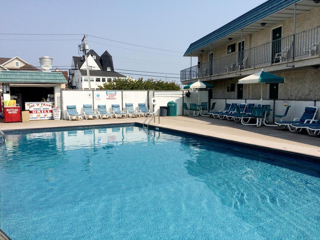 Sand Pebble Motor Lodge 포인트 플레전트 비치 객실 사진