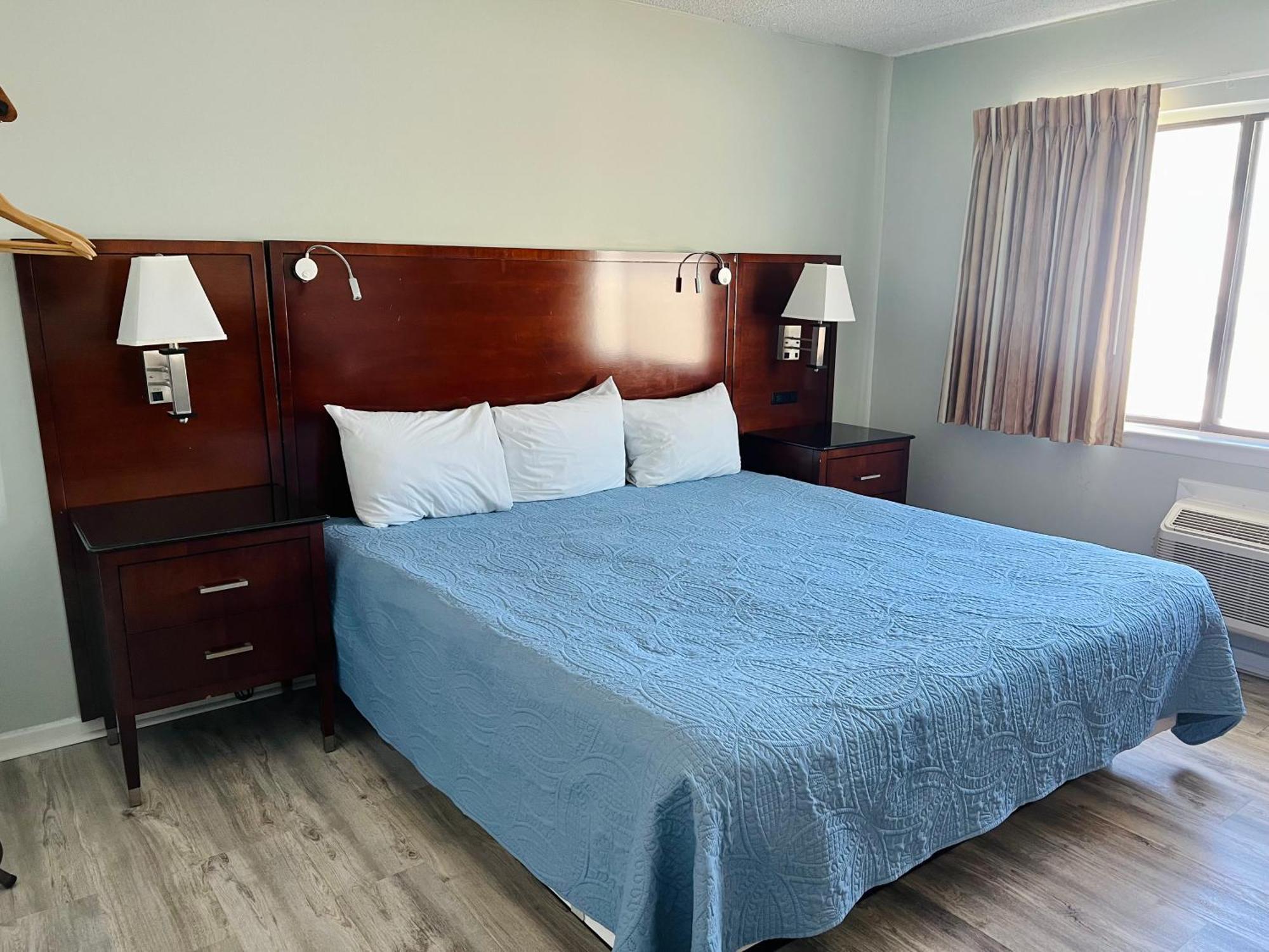 Sand Pebble Motor Lodge 포인트 플레전트 비치 외부 사진